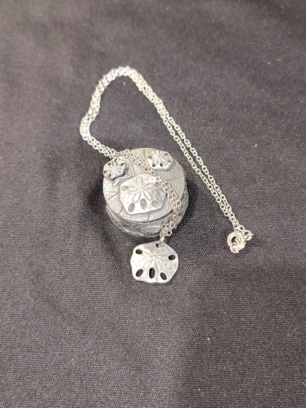 Torino Sand Dollar Pewter Necklace & Earring Set With Trinket Box